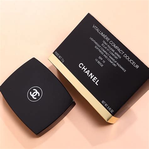 chanel lightweight compact makeup radiance review|chanel foundation reviews uk.